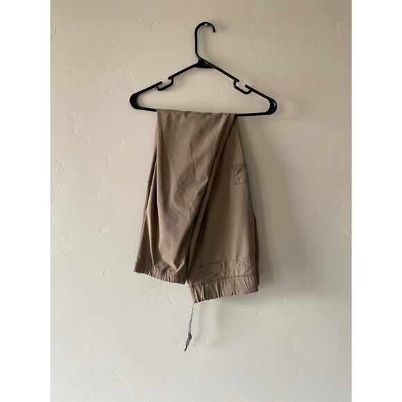 Eddie Bauer Women's Khaki Pants- Size Medium - Picture 4 of 4